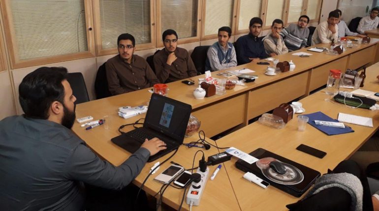 دوره تربیت مربی ساخت اپلیکیشن در تهران
